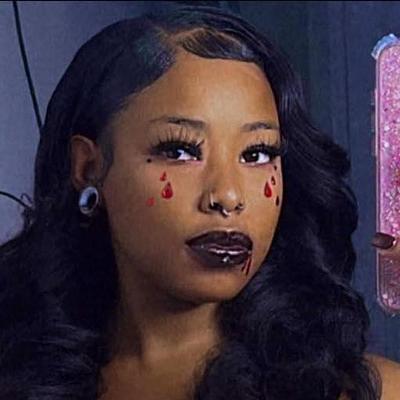 Kayloni on Minichat